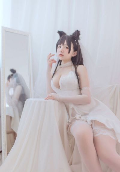 我让最想被拥抱的男人给威胁了