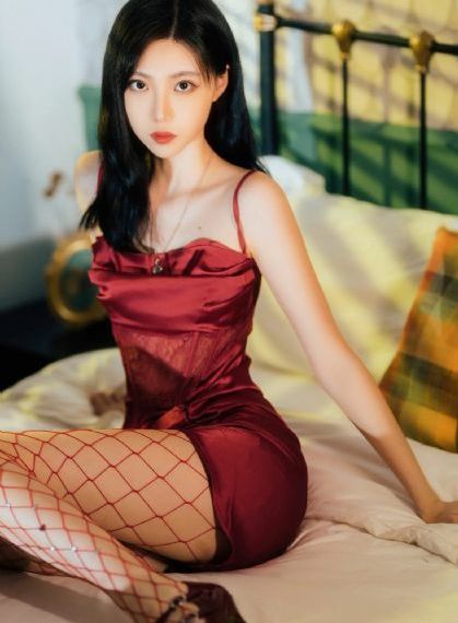 小村春色成刚