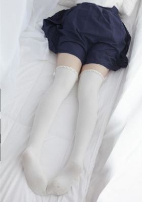 《迎风的青春》