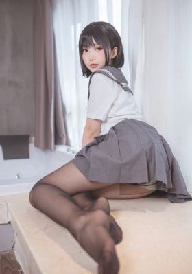 寒雨连江夜入吴