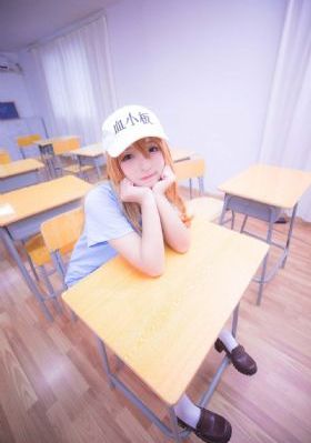 岳彩晶